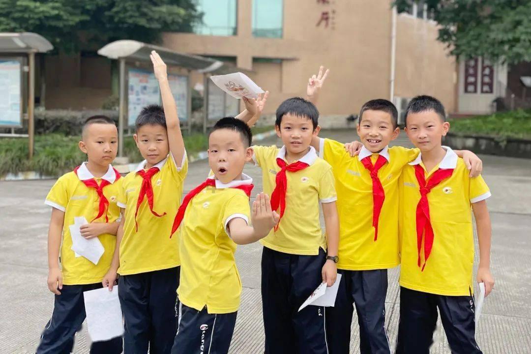 逃出昏暗的地下室